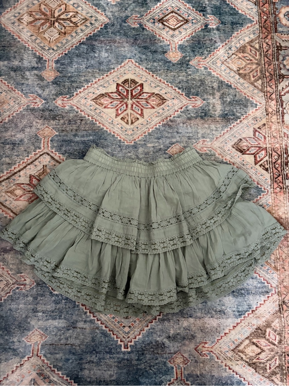 Women's Layered Lace Trim Shorts - Sage Green